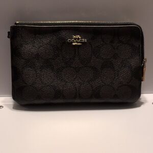 Coach Signature Wristlet With Space For Cards